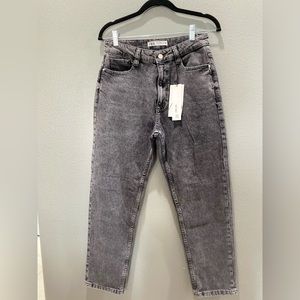 Zara mom fit jean trendy